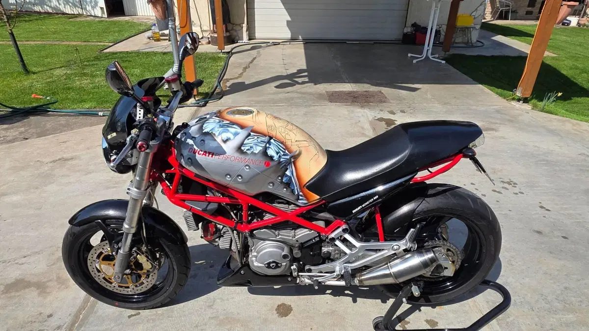 Ducati Monster 900 City (1998 - 02)  (4)