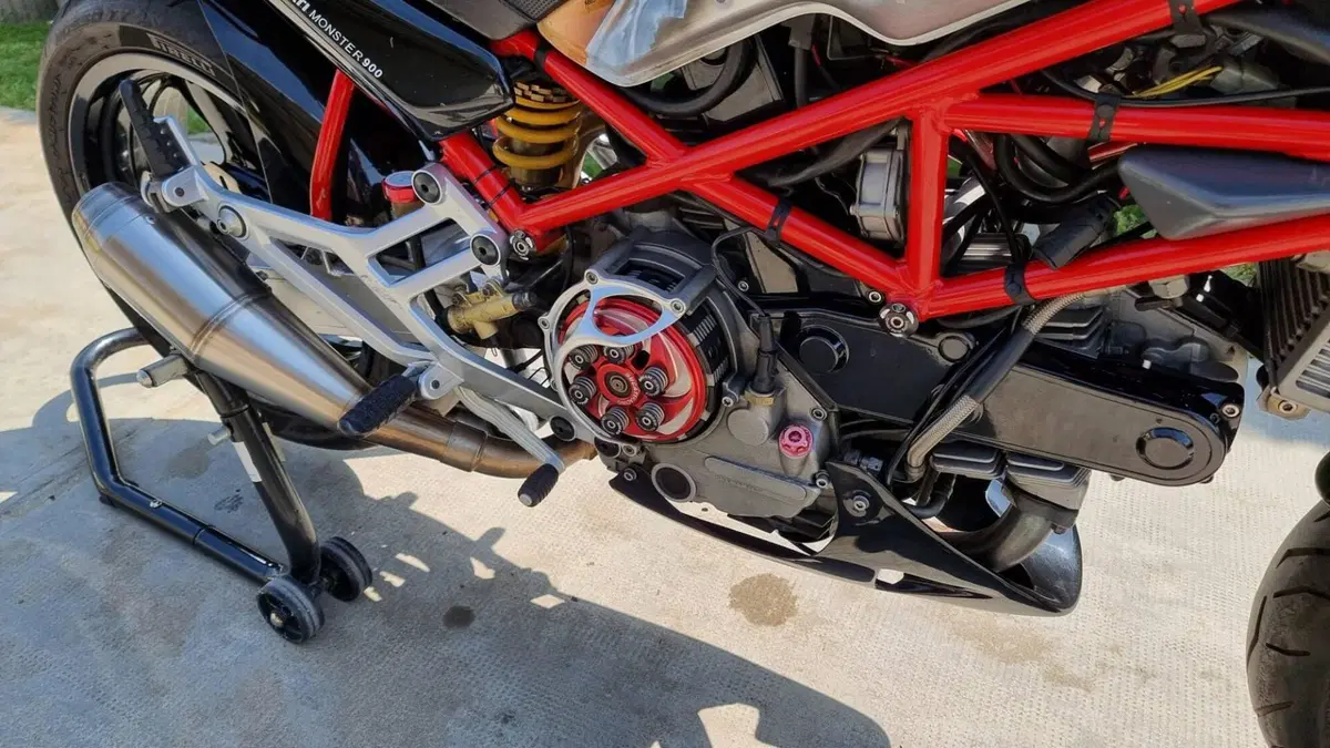 Ducati Monster 900 City (1998 - 02)  (6)