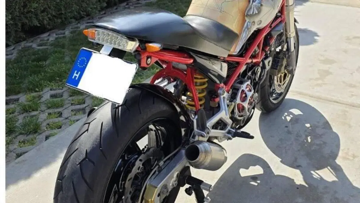 Ducati Monster 900 City (1998 - 02)  (7)