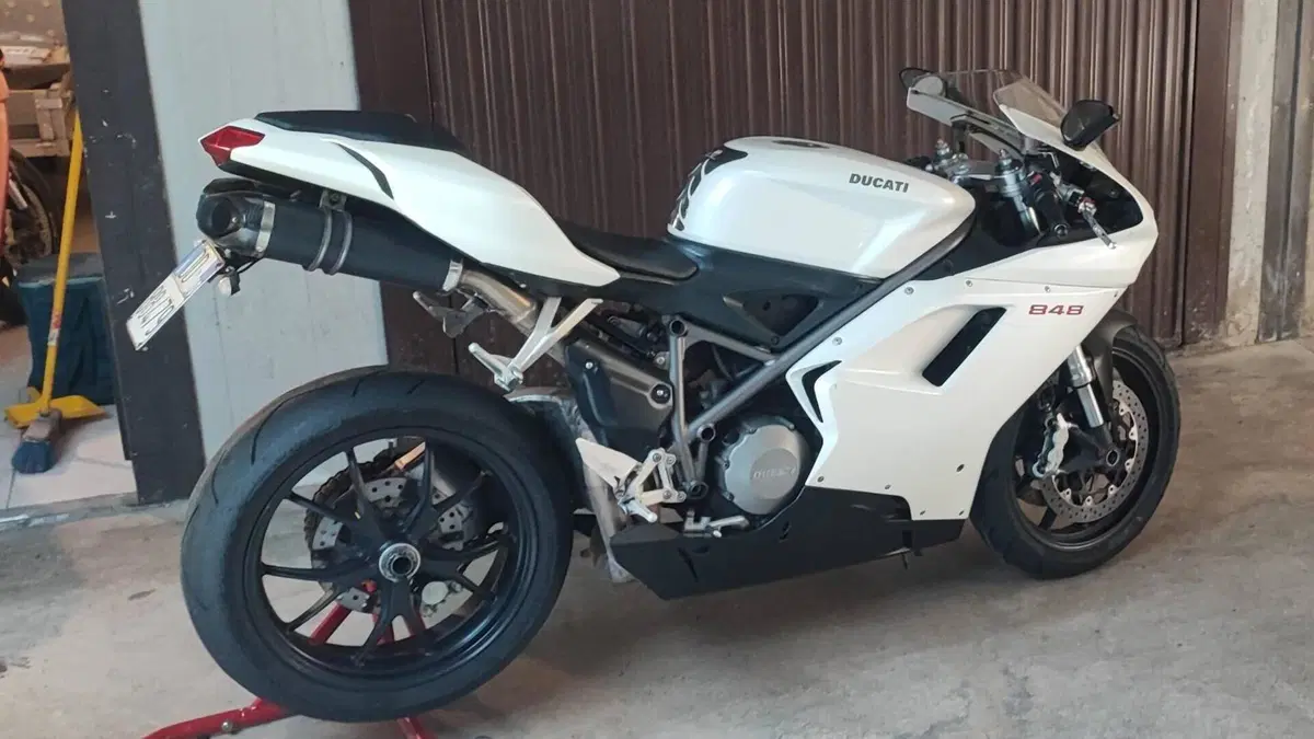 Ducati 848 (2007 - 13) 