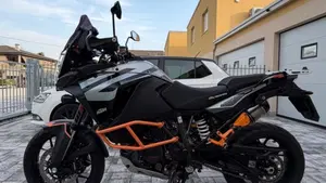 KTM 1290 Super Adventure S (2017 - 20)  (2)