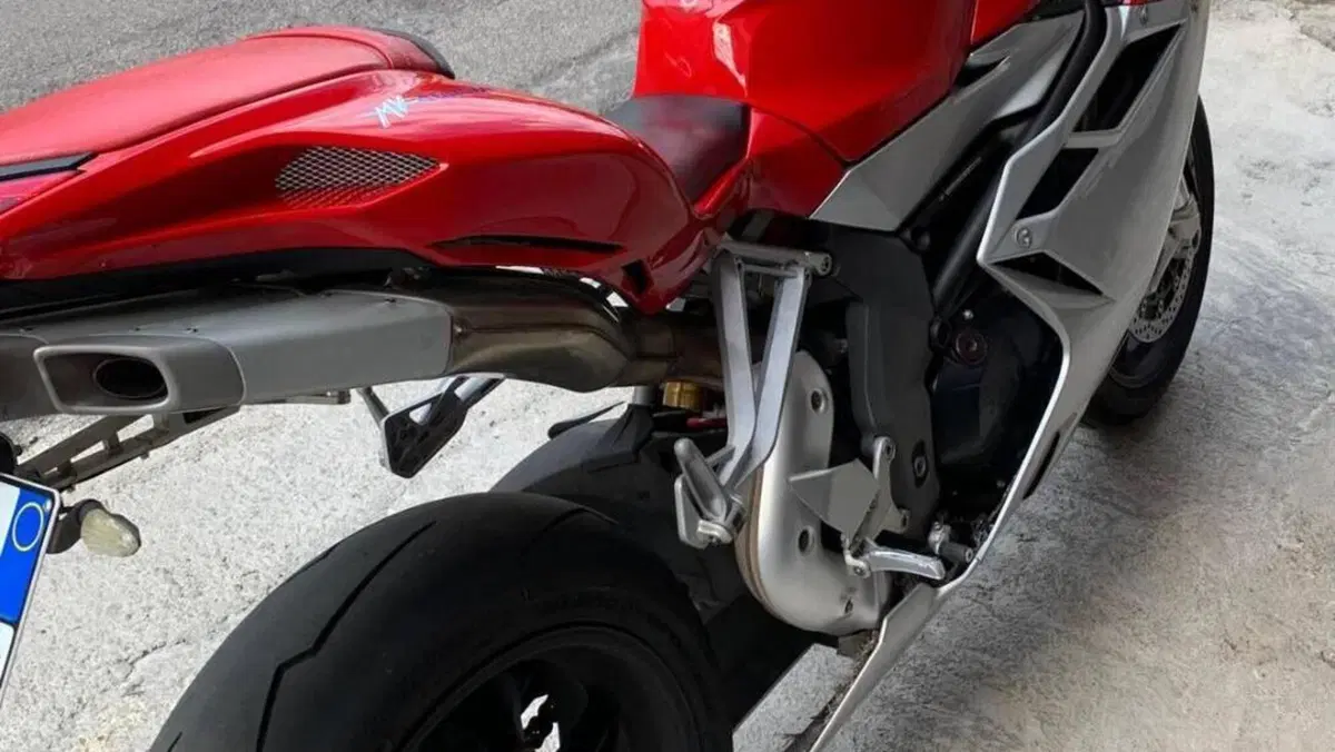 MV Agusta F4 1000 R (2011 - 15)  (8)