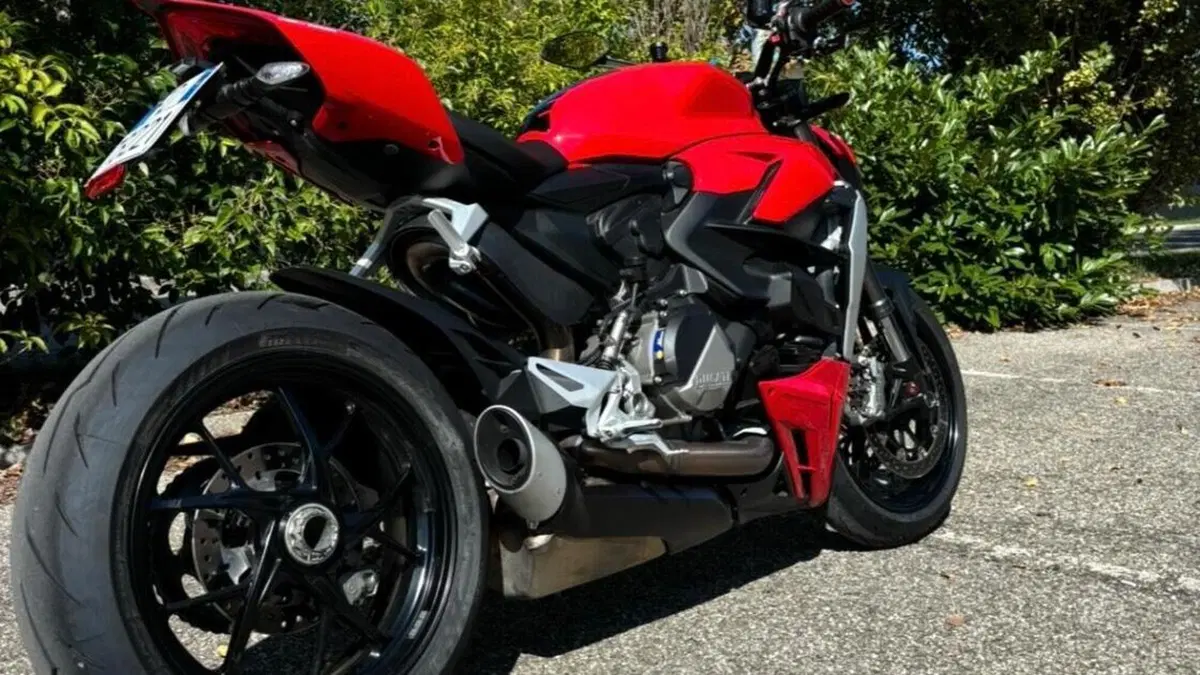 Ducati Streetfighter V2 (2022 - 24)  (3)