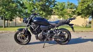 Yamaha XSR 700 ABS (2016 - 20)  (2)