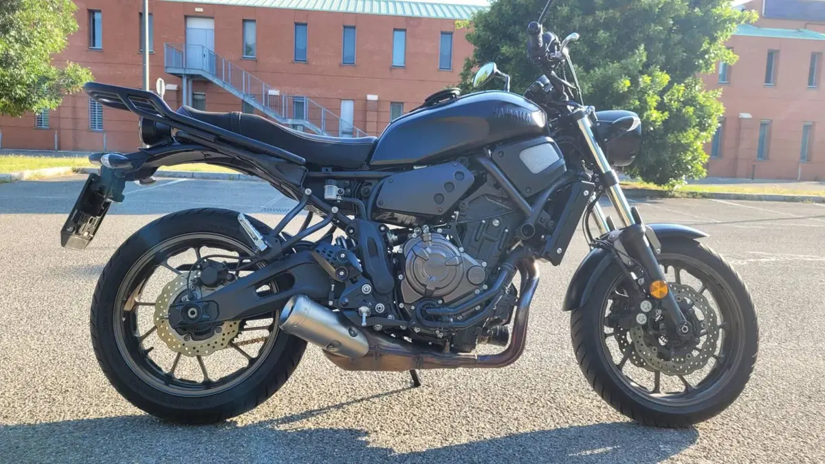 Yamaha XSR 700 ABS (2016 - 20)  (6)