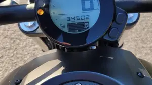 Yamaha XSR 700 ABS (2016 - 20)  (8)