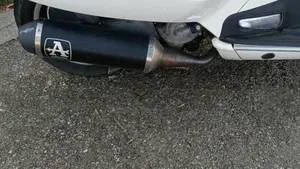 Vespa GTS 300 Hpe (2019)  (5)