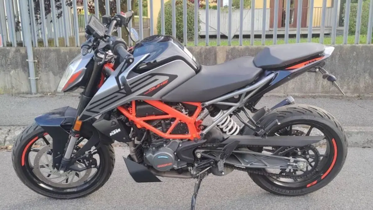 KTM 125 Duke (2021 - 23)  (5)