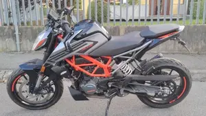KTM 125 Duke (2021 - 23)  (5)