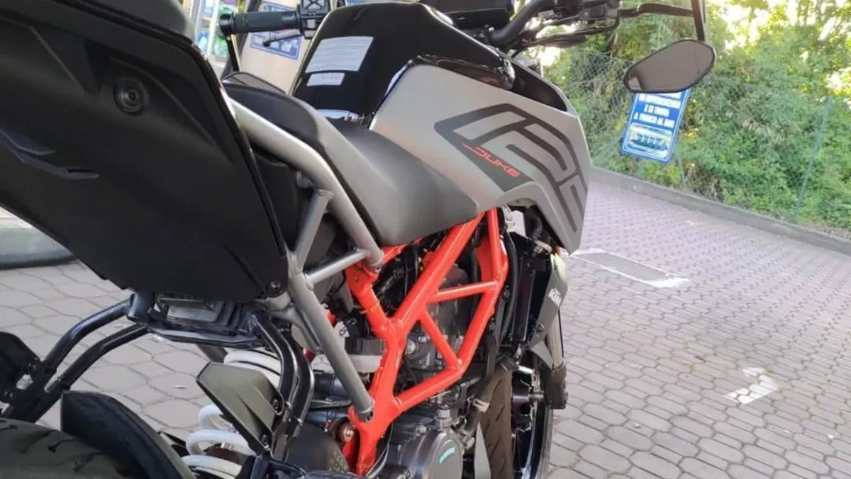 KTM 125 Duke (2021 - 23)  (3)