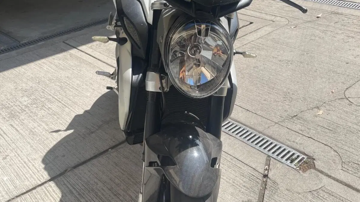 MV Agusta Brutale 800 (2012 - 15)  (3)