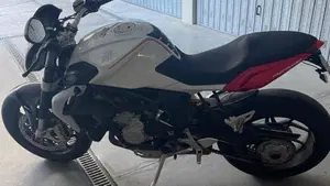 MV Agusta Brutale 800 (2012 - 15)  (11)