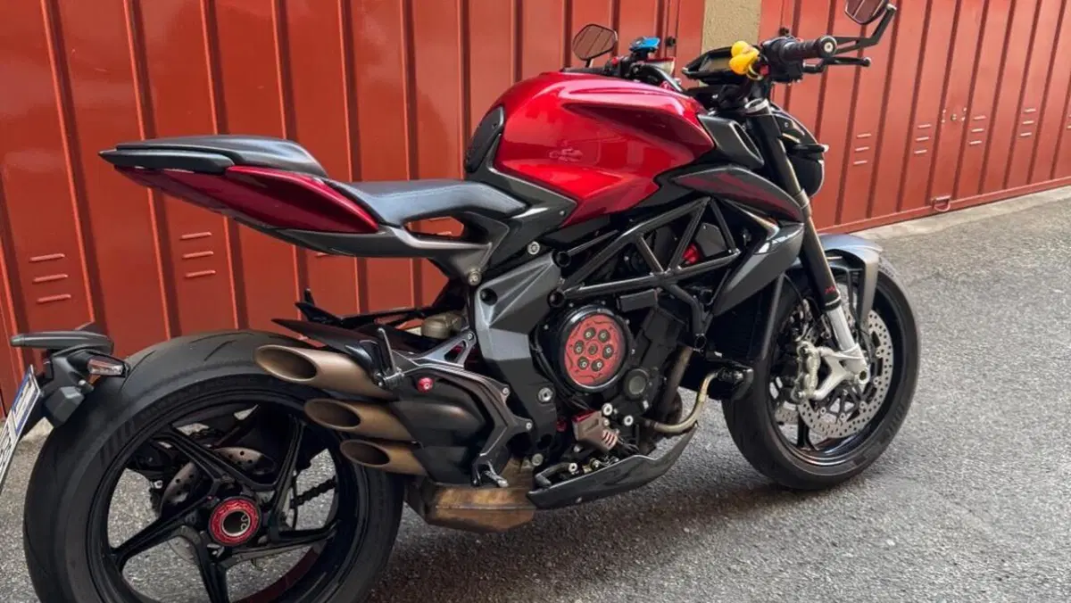 MV Agusta Brutale 800 (2020)  (2)
