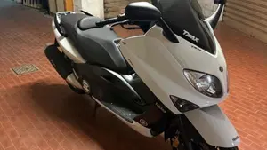 Yamaha T-Max 500 (2004 - 07)  (2)