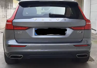 Volvo V60 Cross Country D4 AWD Geartronic Business Pro (5)
