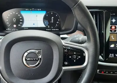 Volvo V60 Cross Country D4 AWD Geartronic Business Pro (7)