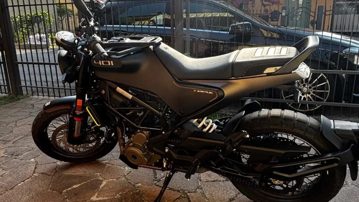 Husqvarna Svartpilen 401 (2021 - 23)  (2)