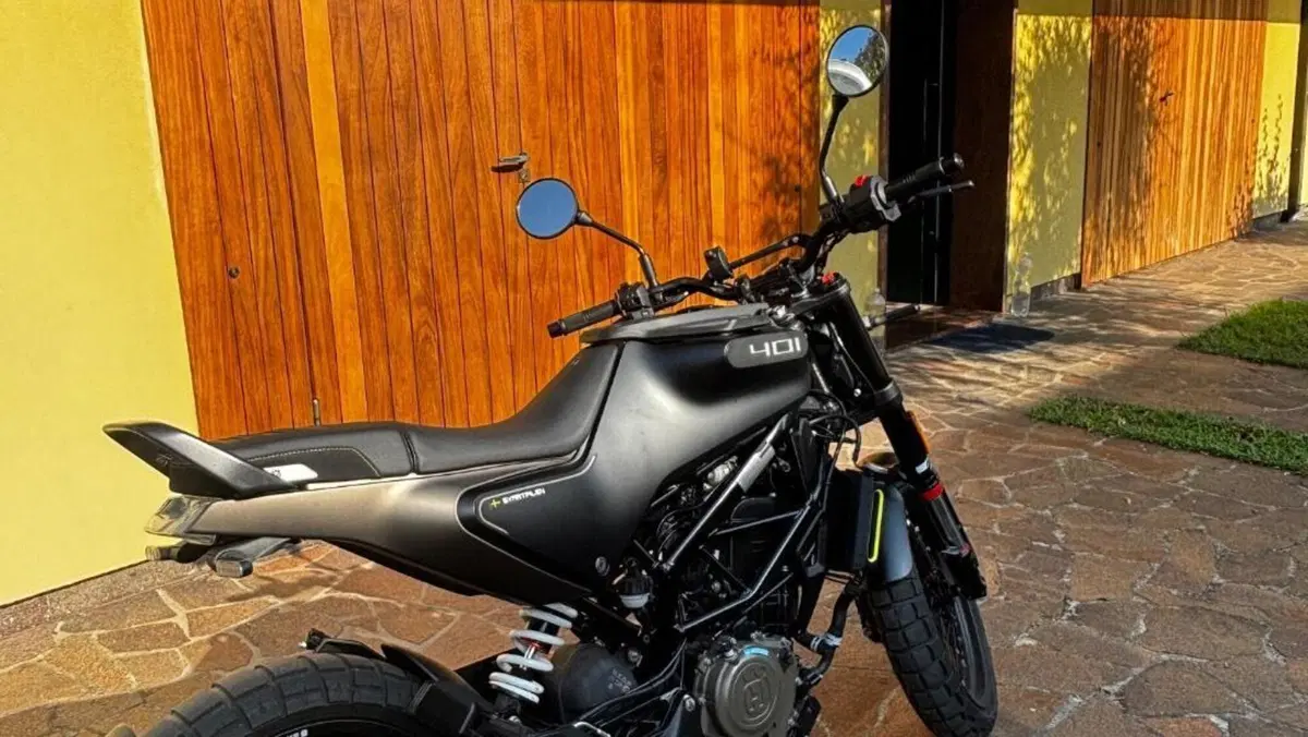 Husqvarna Svartpilen 401 (2021 - 23)  (3)