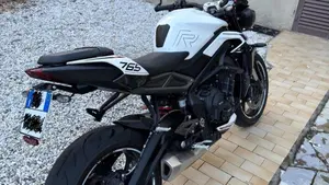 Triumph Street Triple 765 R (2023 - 26)  (4)