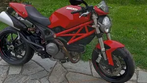 Ducati Monster 796 (2010 - 13)  (2)