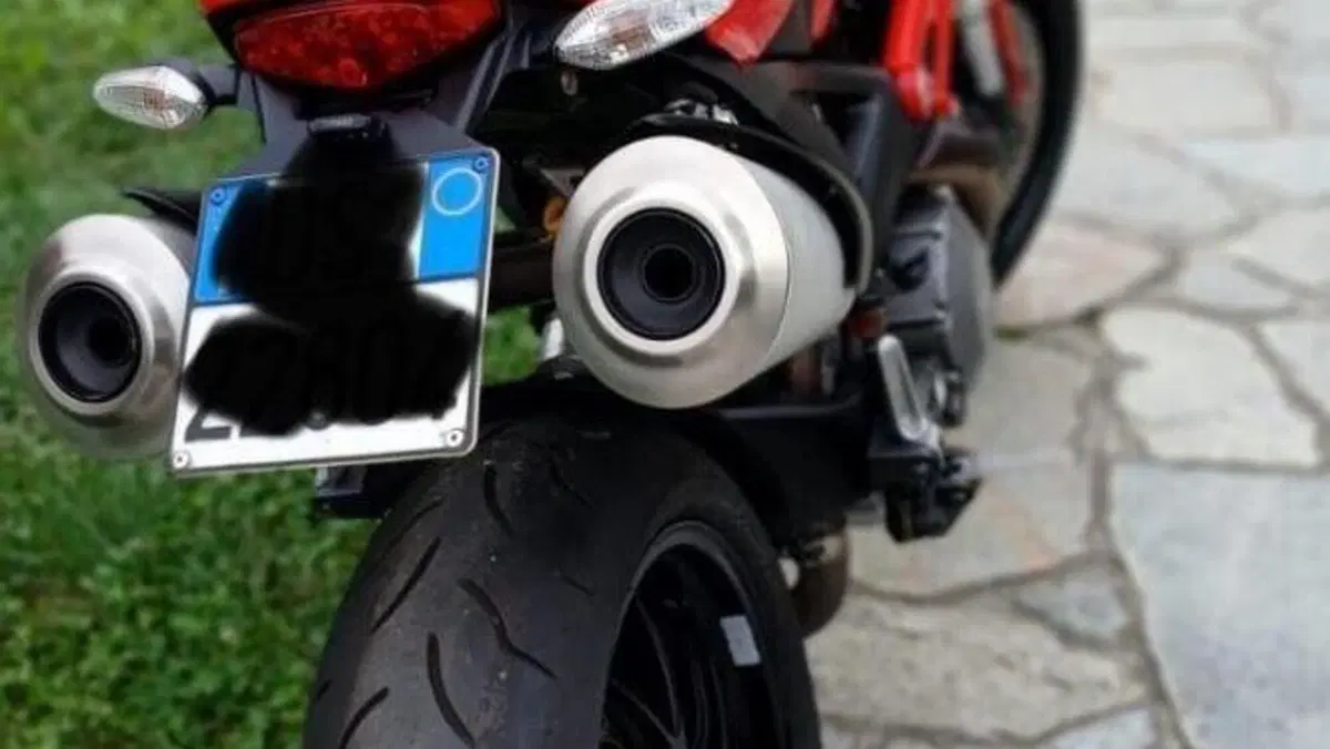 Ducati Monster 796 (2010 - 13)  (4)