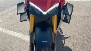 Ducati Streetfighter V4 1100 S (2020)  (3)