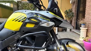 Suzuki V-Strom 1000XT (2017 - 20)  (4)