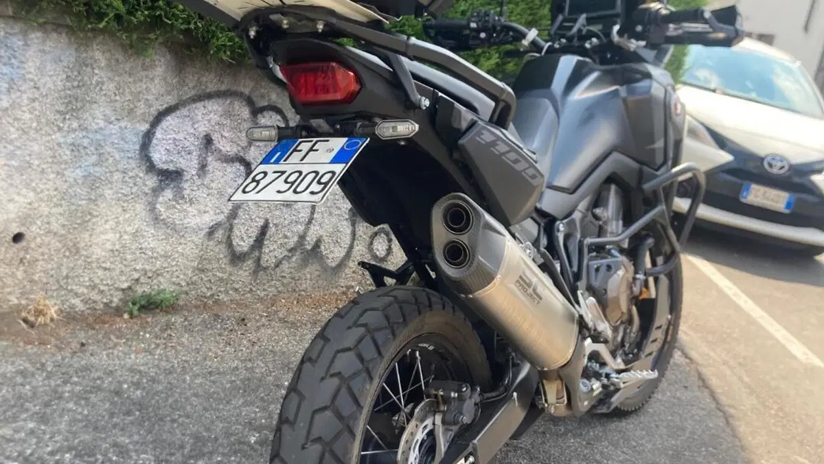 Honda Africa Twin CRF 1100L (2024 - 26)  (9)
