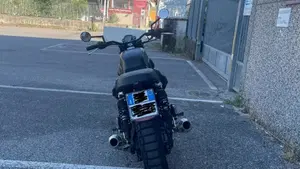 Moto Guzzi V7 Stone (2021 - 24)  (7)