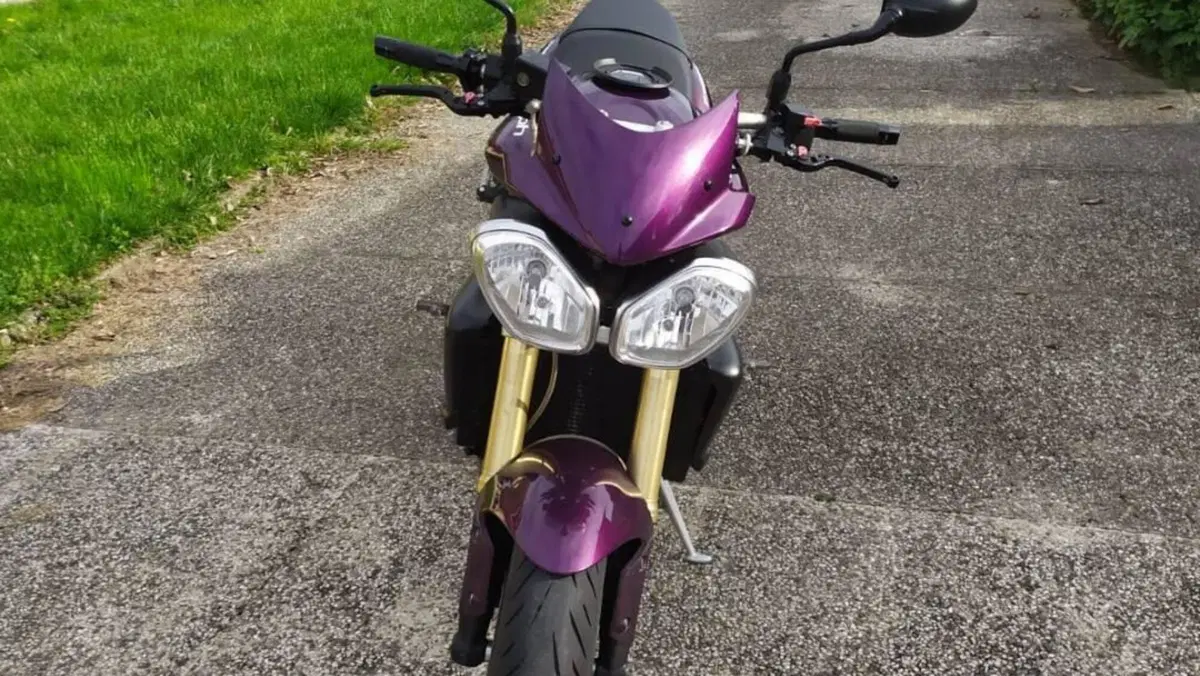 Triumph Street Triple (2007 - 12)  (8)