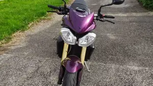 Triumph Street Triple (2007 - 12)  (8)