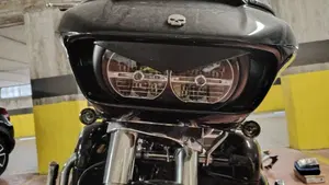 Harley-Davidson 107 Road Glide Ultra (2017 - 18) - FLTRU  (8)