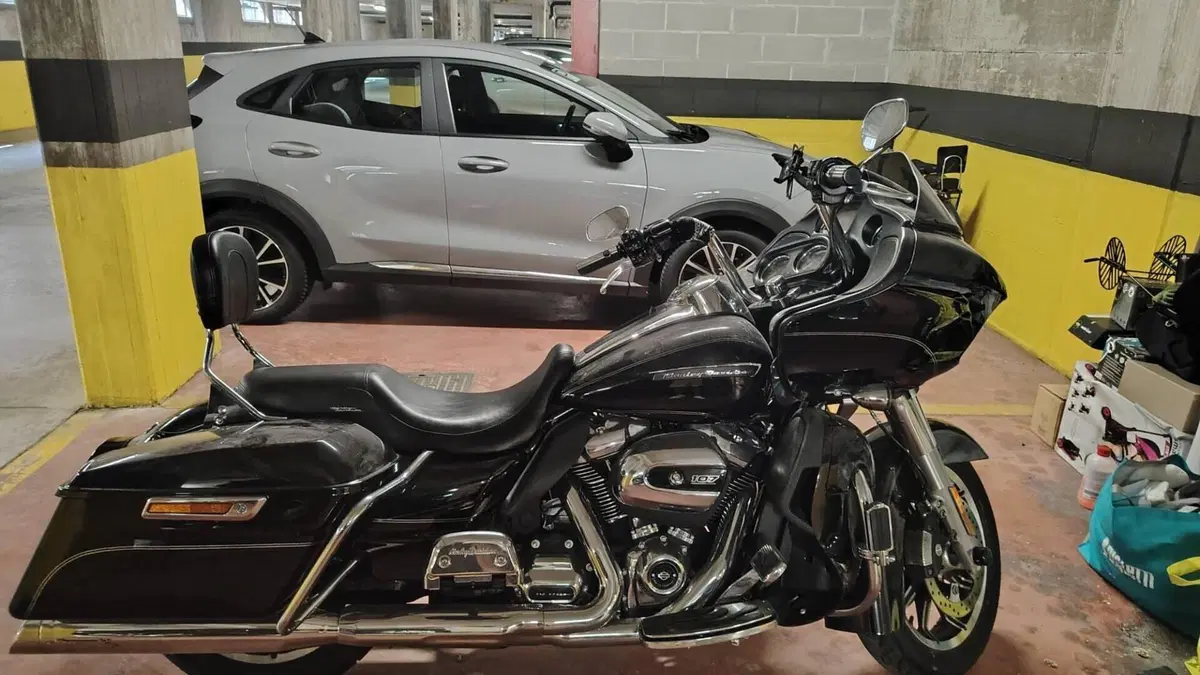Harley-Davidson 107 Road Glide Ultra (2017 - 18) - FLTRU  (9)