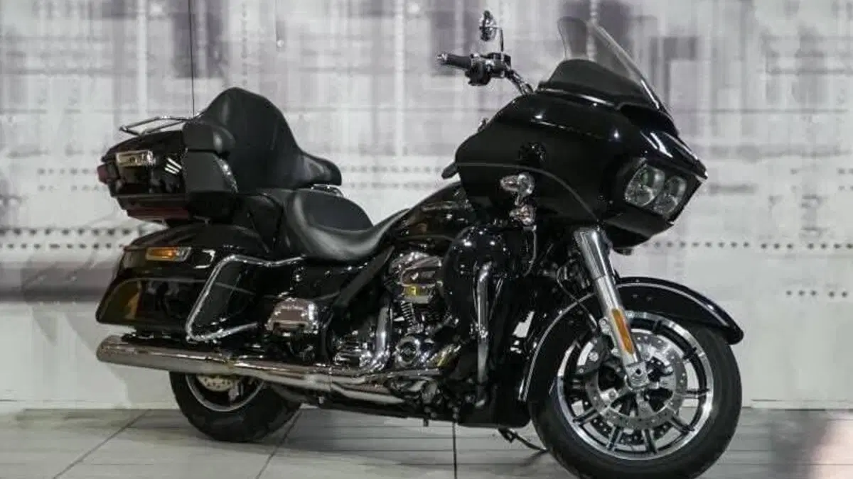Harley-Davidson 107 Road Glide Ultra (2017 - 18) - FLTRU  (11)