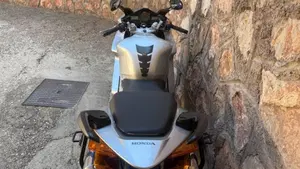 Honda VFR 800 (2002 - 05)  (6)