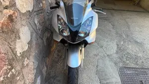 Honda VFR 800 (2002 - 05)  (9)