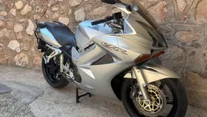 Honda VFR 800 (2002 - 05)  (17)