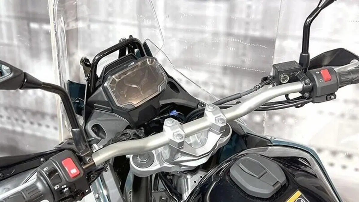 Kawasaki KLE 500 SE (2026)  (6)