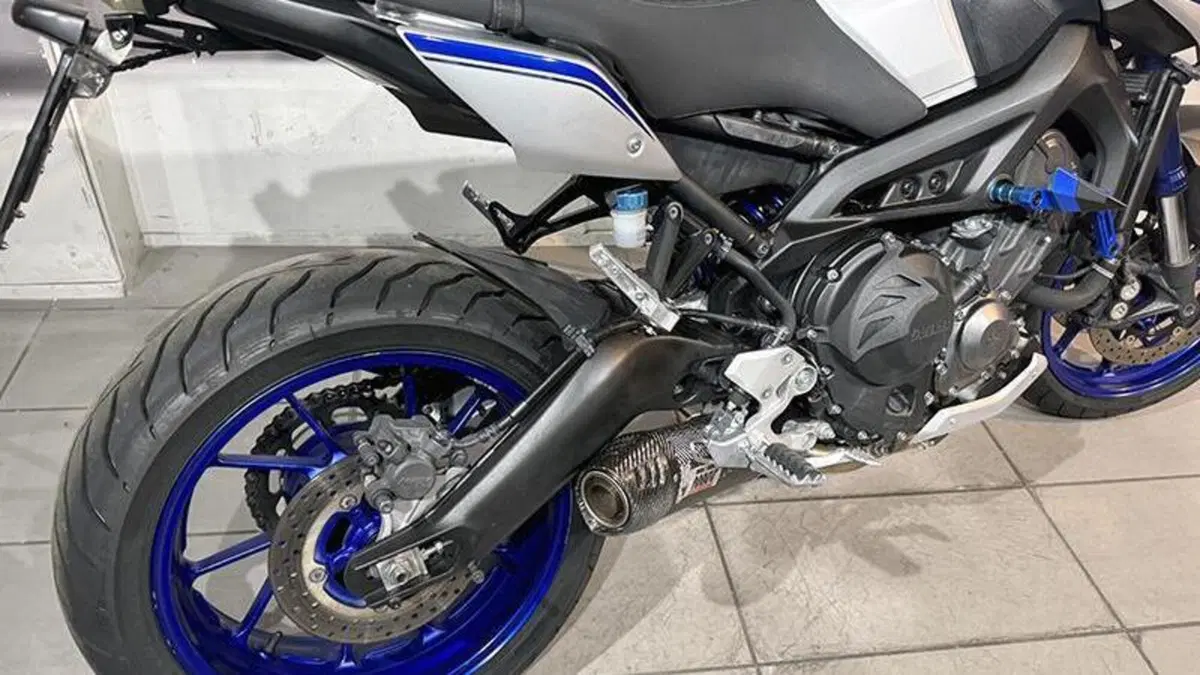 Yamaha MT-09 Street Rally (2014 - 16)  (6)