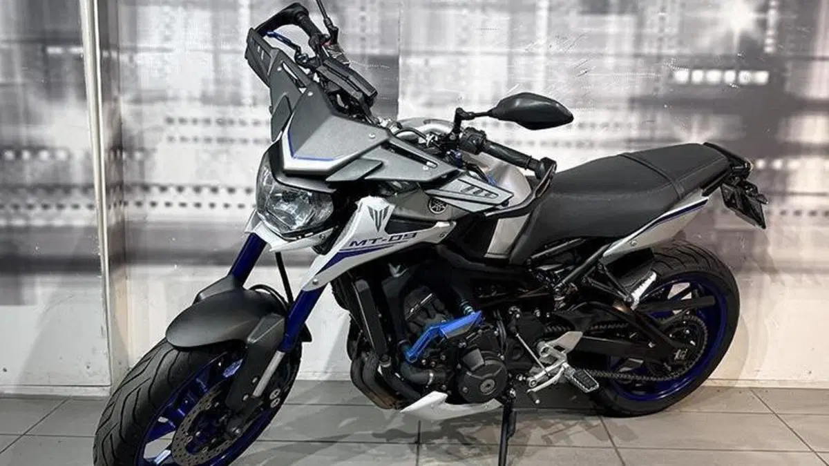 Yamaha MT-09 Street Rally (2014 - 16)  (7)
