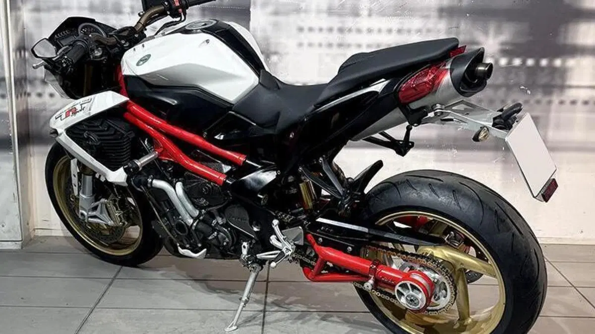 Benelli TNT 1130 (2004 - 08)  (2)