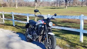 Yamaha XSR 700 XTribute (2019 - 20)  (4)