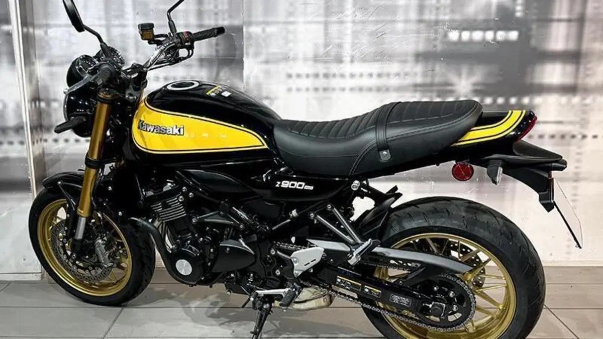 Kawasaki Z 900 RS SE (2022 - 25)  (2)