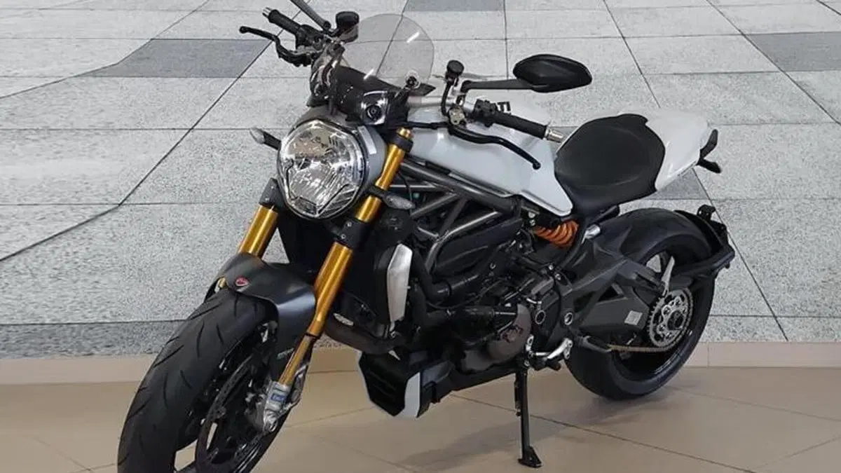 Ducati Monster 1200 S (2014 - 16)  (2)