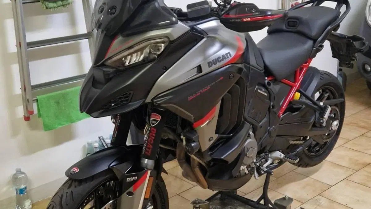 Ducati Multistrada V4 S Grand Tour (2024)  (3)