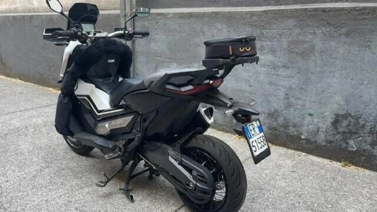 Honda X-ADV 750 (2017)  (2)