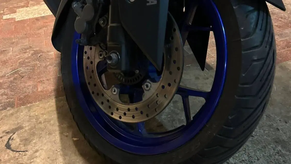 Yamaha X-Max 300 (2021 - 24)  (4)