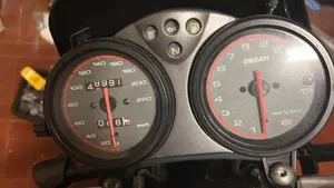 Ducati Monster 600 Dark (1998 - 01)  (3)