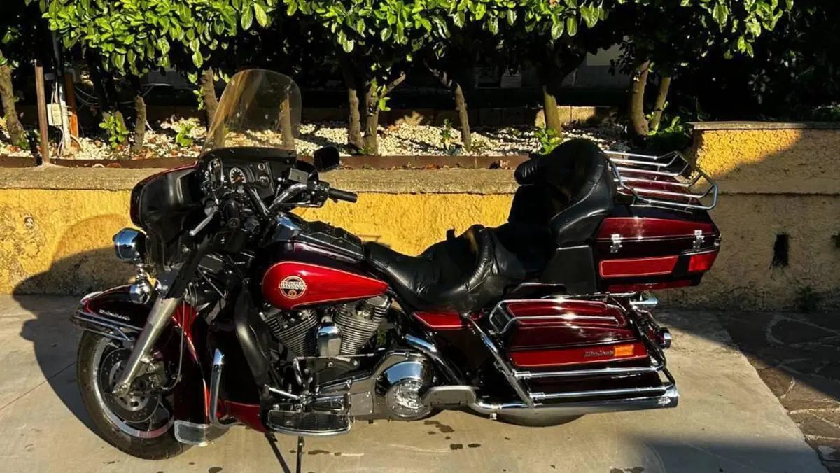Harley-Davidson 1340 Electra Glide Ultra Classic (1989 - 93) - FLHTCU  (5)