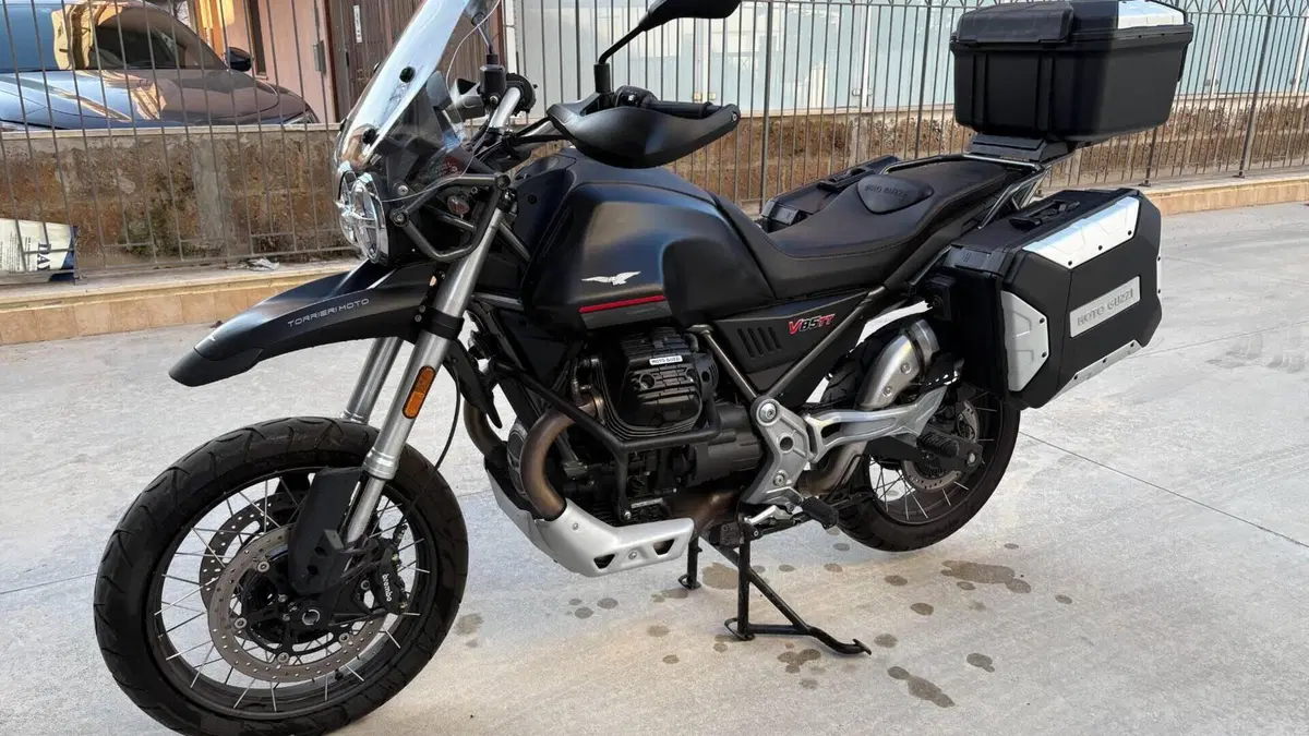 Moto Guzzi V85 TT (2021 - 23) 